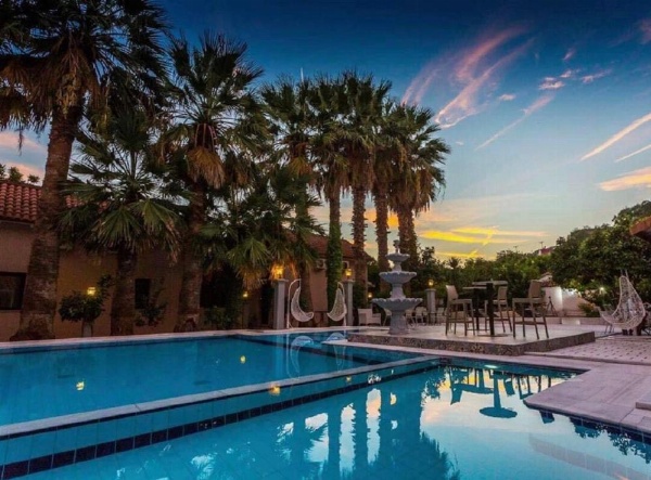 Bacoli Hotel image 4