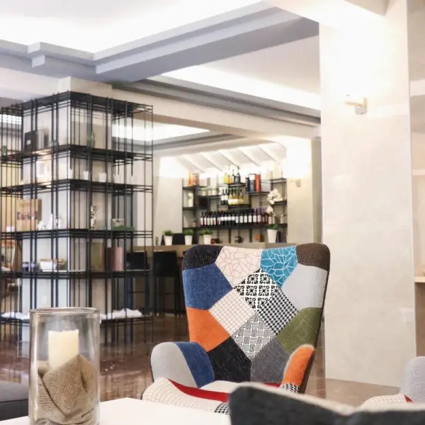 Bacoli Hotel 8